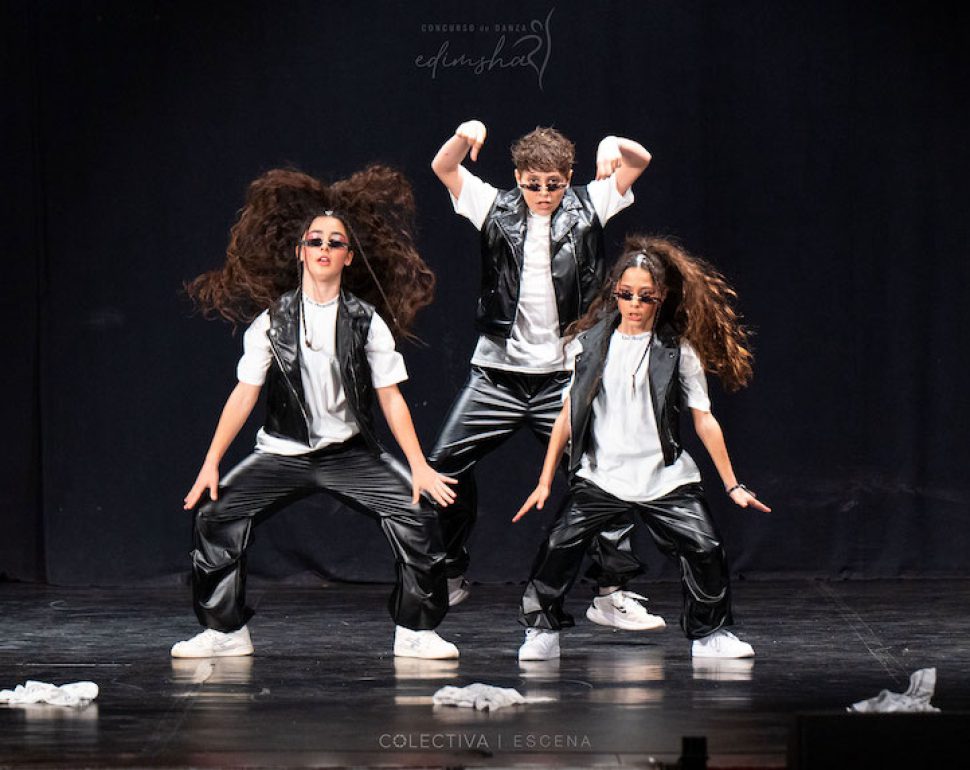 coreografia-trio02