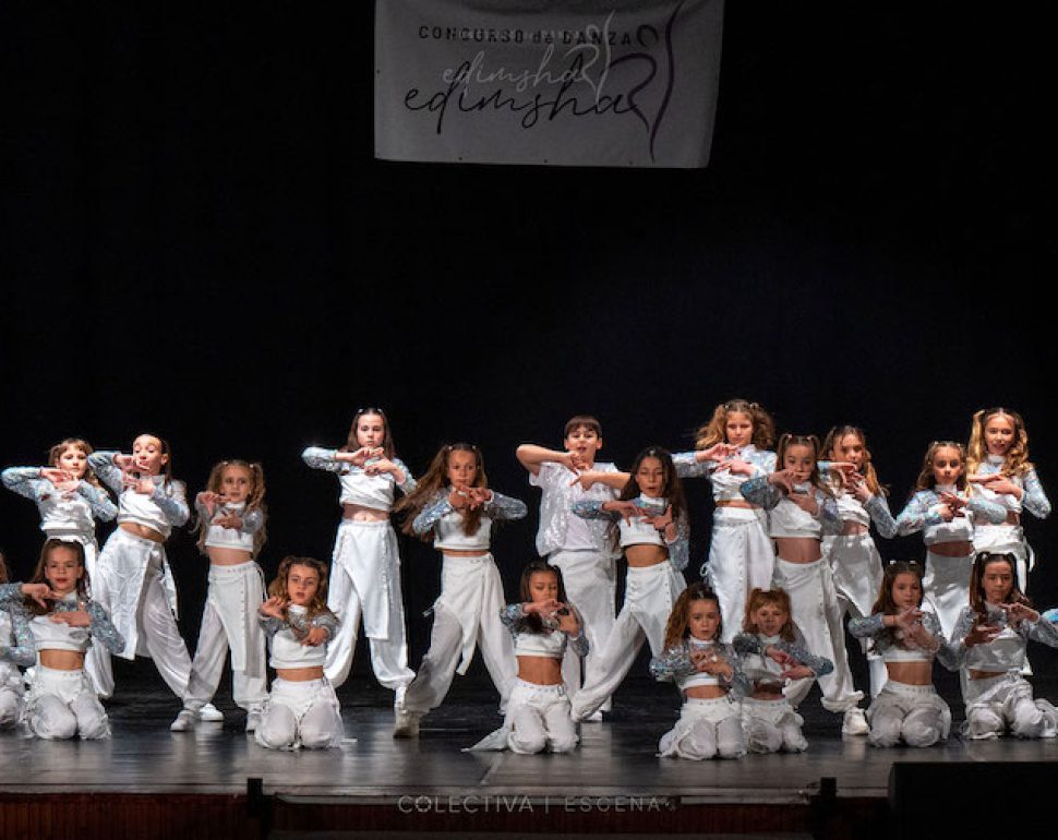 edms-grupo-bailarines